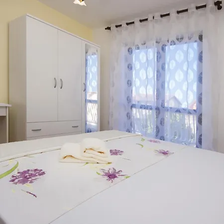 Family Barbarella Apartmán Brodarica (Sibenik-Knin)